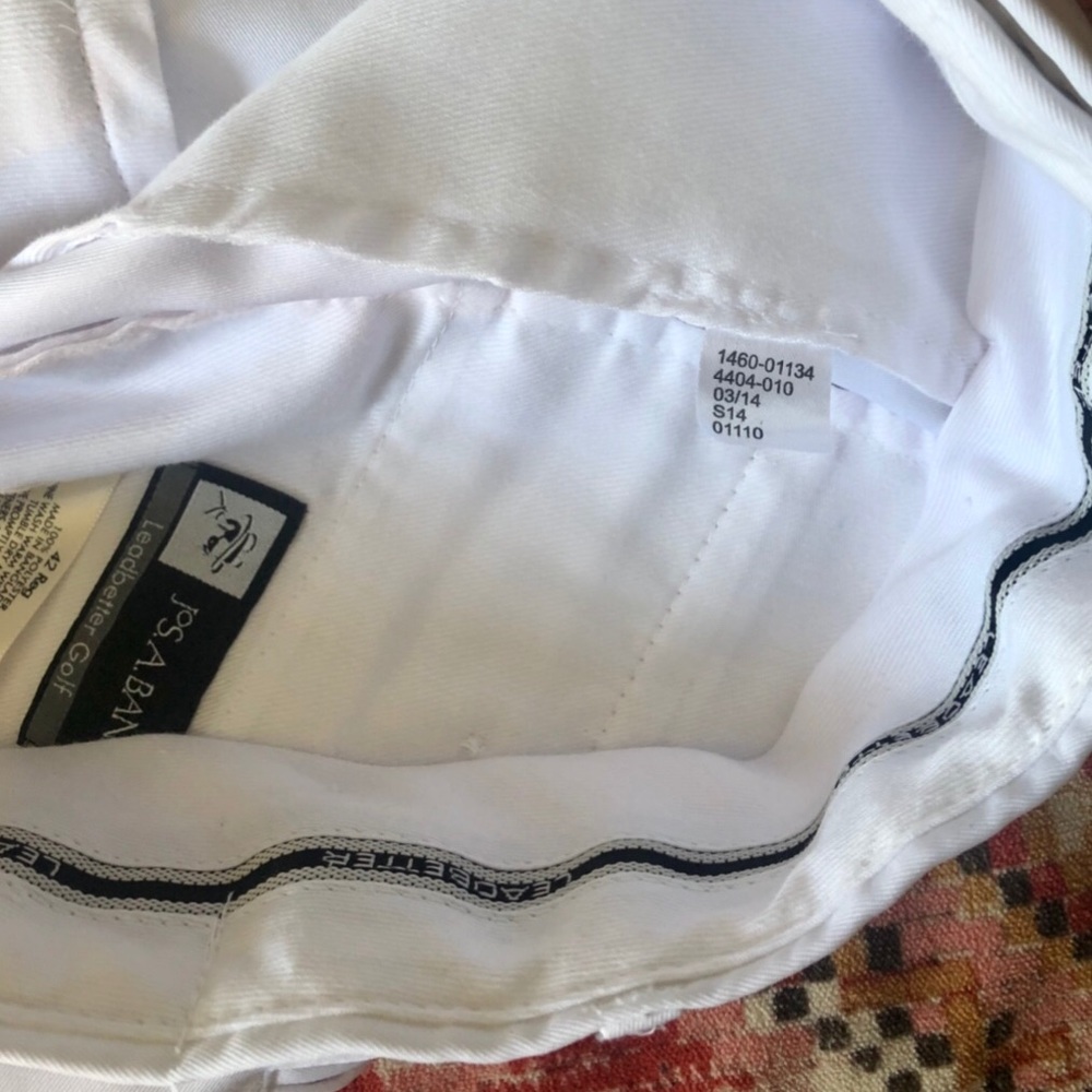 Jos. A. Bank Traditional Fit Pleaded Front Shorts - Picture 6 of 7